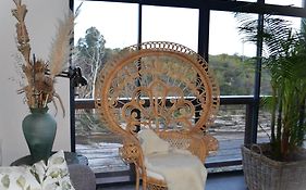 4 Bed Selfcatering River Tree House Overlooking The Onrus River
